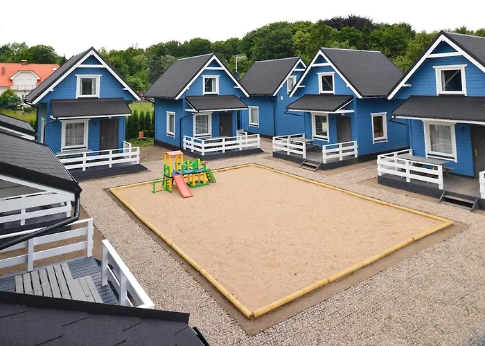 別荘 Adamowka レバル