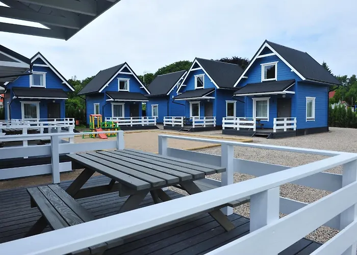 Adamowka 別荘 レバル